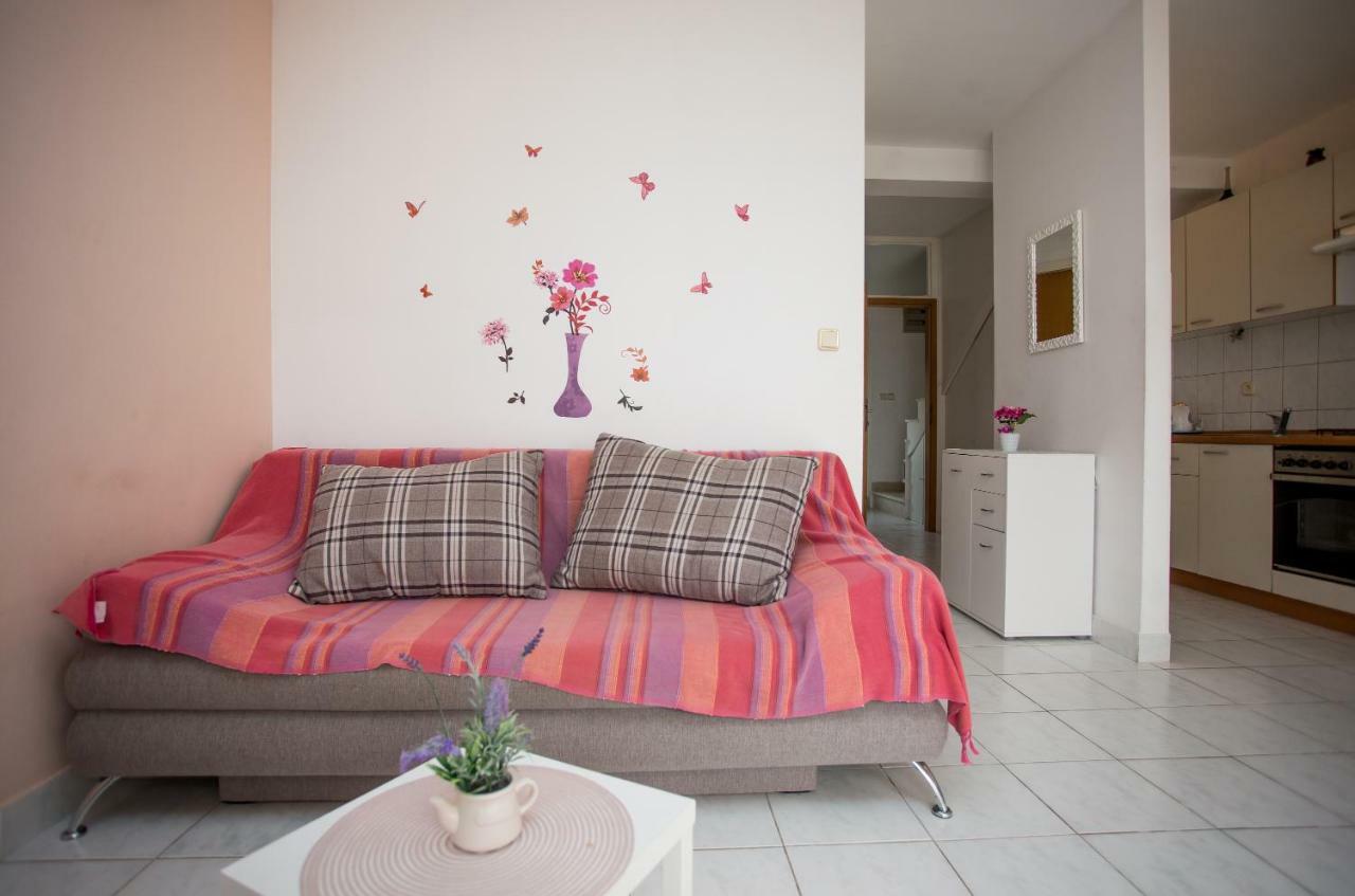 Apartments Gloria Primošten Εξωτερικό φωτογραφία