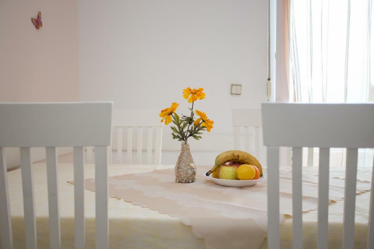 Apartments Gloria Primošten Εξωτερικό φωτογραφία