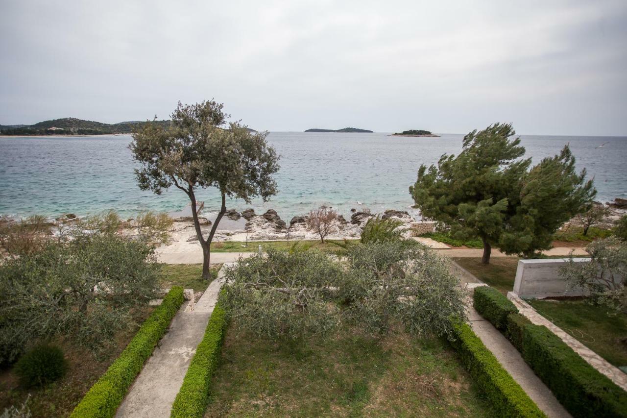 Apartments Gloria Primošten Εξωτερικό φωτογραφία