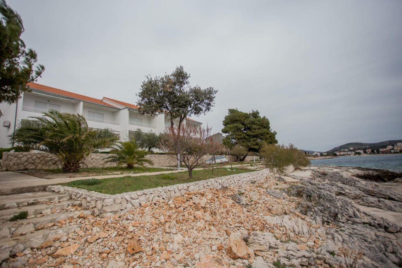 Apartments Gloria Primošten Εξωτερικό φωτογραφία