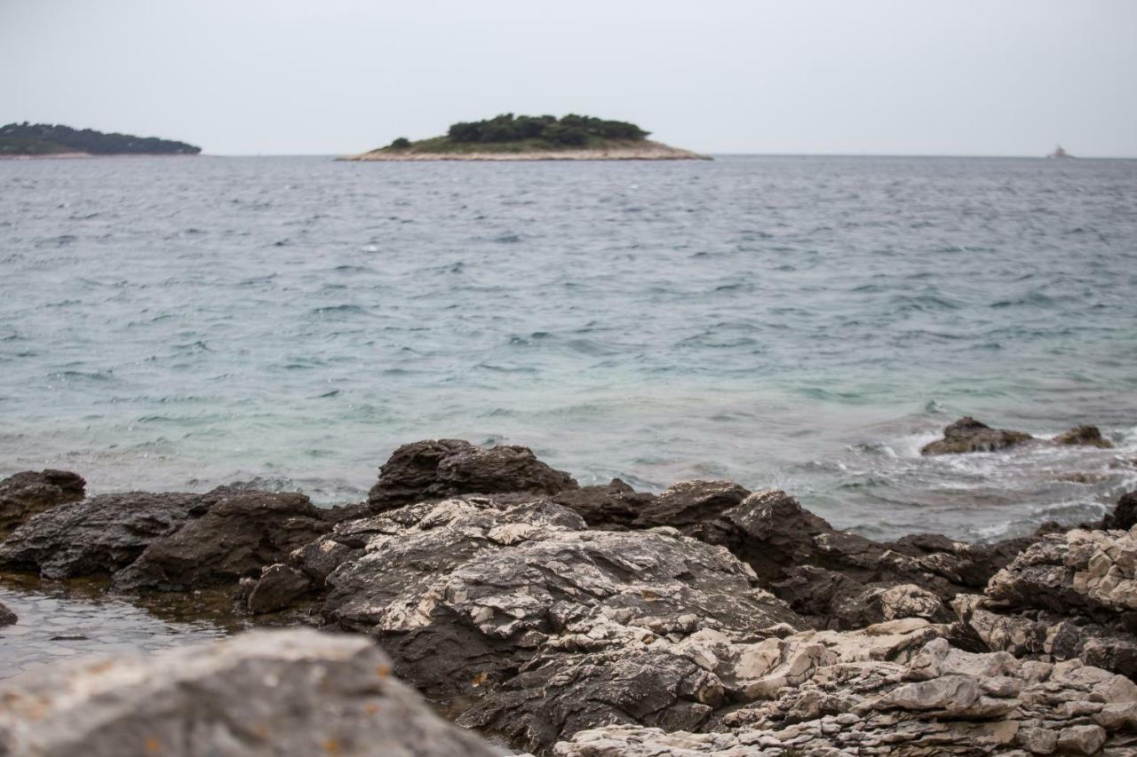 Apartments Gloria Primošten Εξωτερικό φωτογραφία
