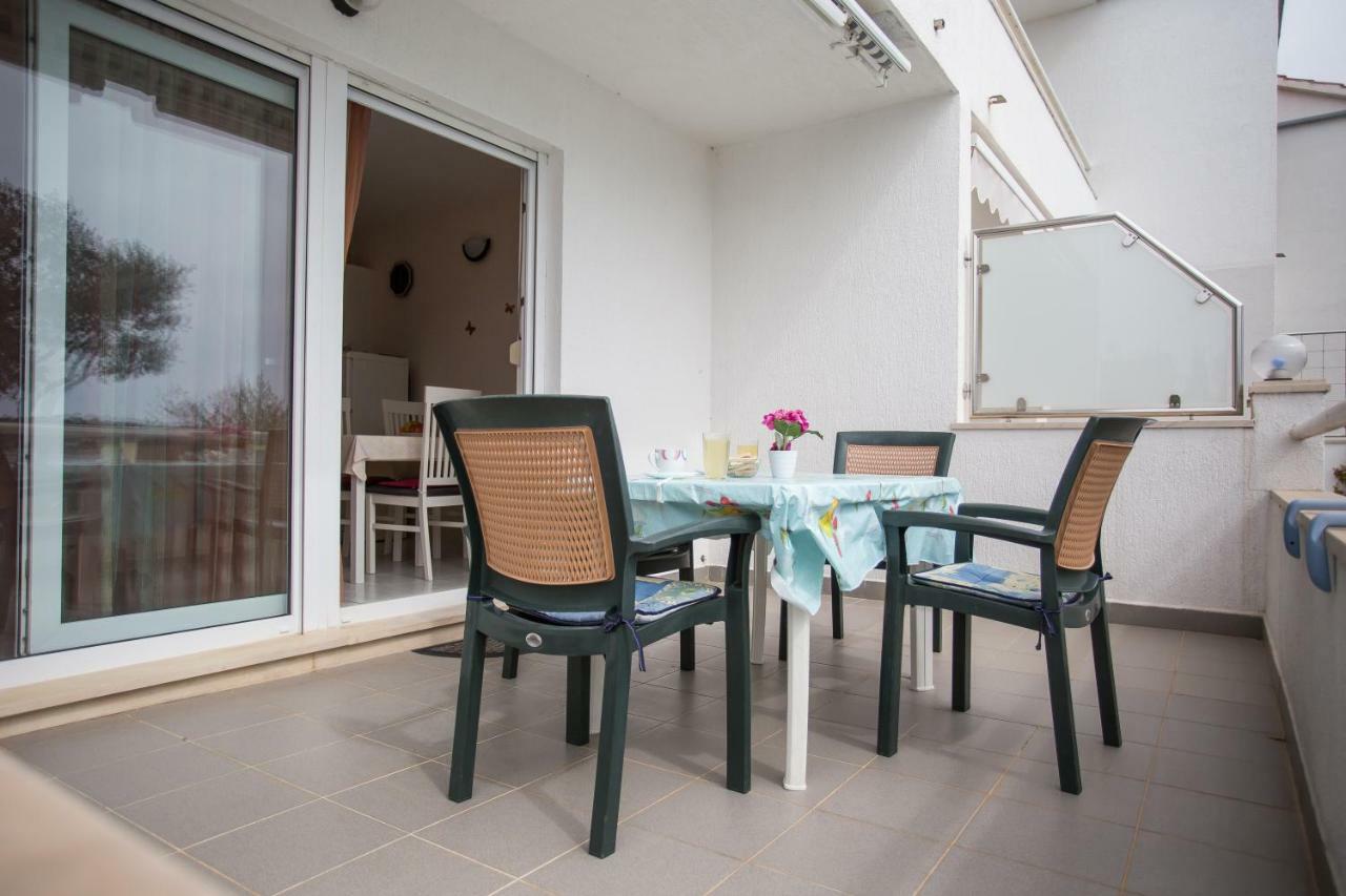 Apartments Gloria Primošten Εξωτερικό φωτογραφία