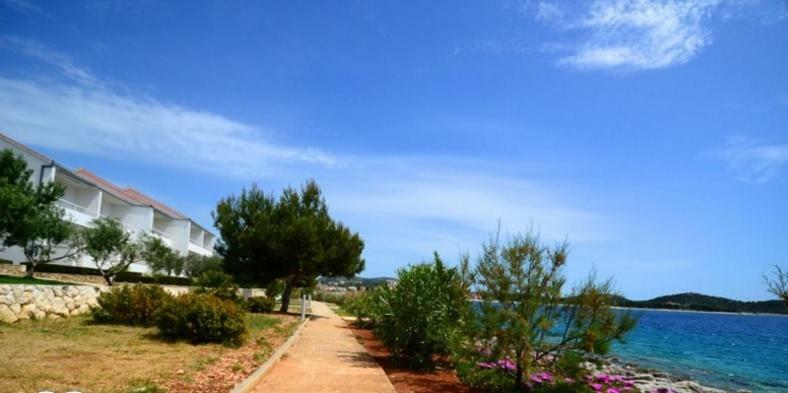 Apartments Gloria Primošten Εξωτερικό φωτογραφία